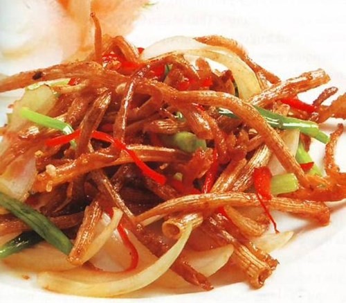 Sá sùng - 'Mì chính' đắt đỏ của giới nhà giàu - ảnh 2