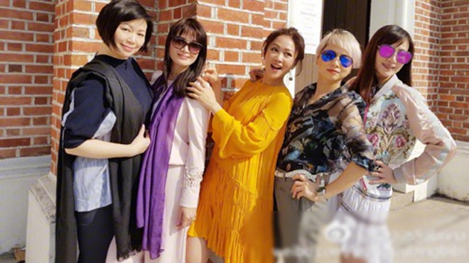 Năm người đẹp 'Lộc Đỉnh Ký' hội ngộ - ảnh 2