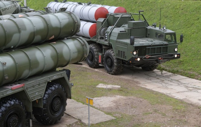 Cận cảnh cuộc thao diễn của Trung đoàn tên lửa S-400 - ảnh 4