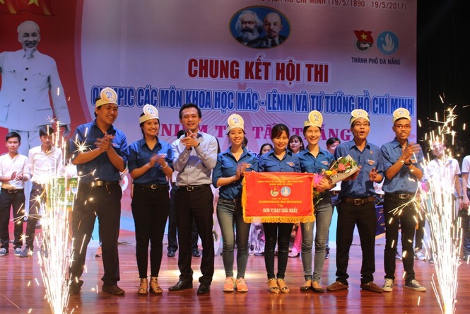 ĐH Sư phạm lên ngôi với chủ đề 'Niềm tin tất thắng' - ảnh 4