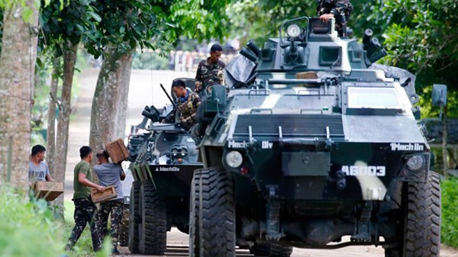 Cận cảnh chiến dịch tấn công nhóm Maute trung thành IS ở Philippinnes - ảnh 2