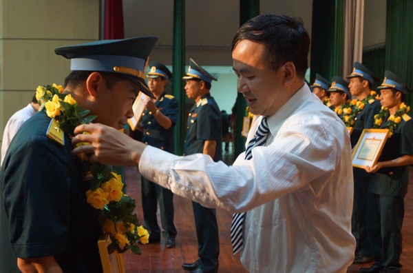 Trao Giải thưởng Sáng tạo trẻ Quân chủng Phòng không - Không quân - ảnh 1
