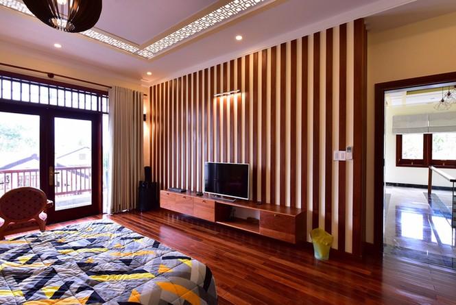 Tông màu trầm biệt thự 'sang chảnh' của đại gia Bình Dương - ảnh 8