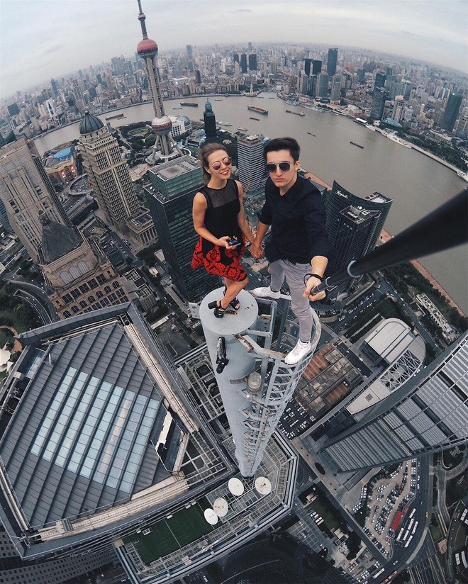 Xem ảnh selfies của cặp đôi này xong, bạn sẽ tự hỏi liệu họ còn sống hay không? - ảnh 8