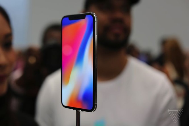 Cảm nhận ban đầu về iPhone X, mẫu iPhone “sang xịn” nhất của Apple - ảnh 5