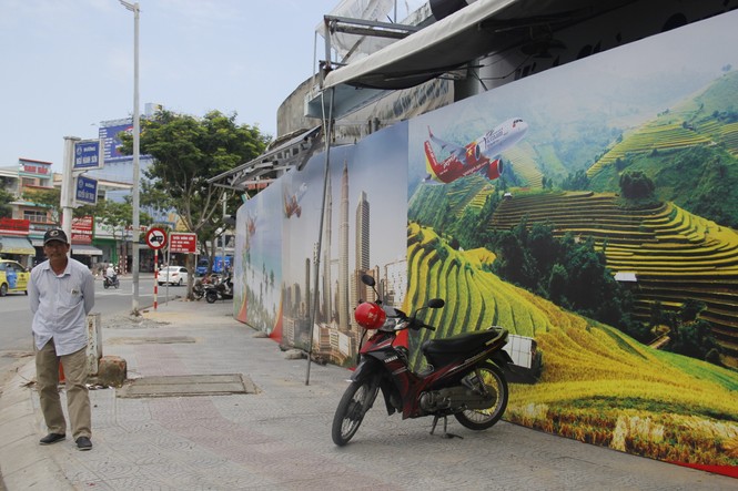 Đà Nẵng chỉnh trang đường phố bằng tranh bắt mắt phục vụ APEC - ảnh 1
