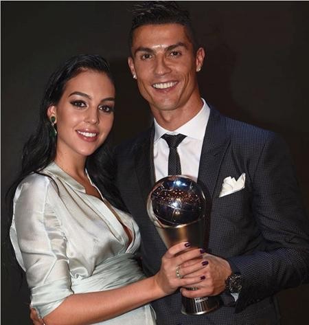 Ronaldo bị tố 'cắm sừng' người tình Georgina Rodriguezt - ảnh 3