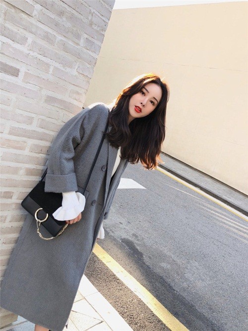 Hotgirl nhận rổ gạch đá vì lộ nhan sắc thật - ảnh 2