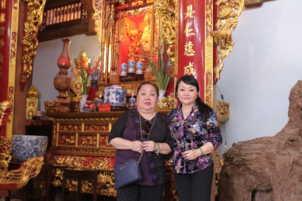 Hương Lan và NSND Ngọc Giàu thăm lại “Thánh đường” cải lương - ảnh 4