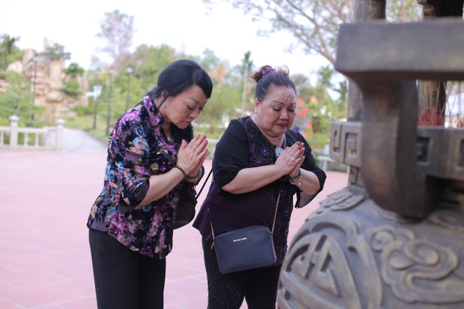 Hương Lan và NSND Ngọc Giàu thăm lại “Thánh đường” cải lương - ảnh 5