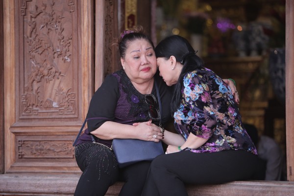 Hương Lan và NSND Ngọc Giàu thăm lại “Thánh đường” cải lương - ảnh 7