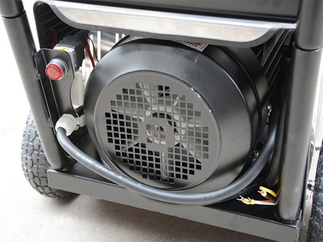 Máy rửa xe Palada – Bước đột phá về công nghệ rửa xe - ảnh 1