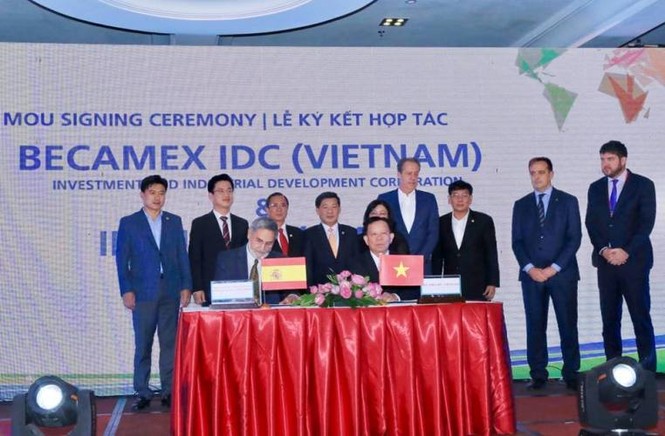 30 thị trưởng các nước đến Bình Dương chia sẻ về thành phố thông minh - ảnh 2
