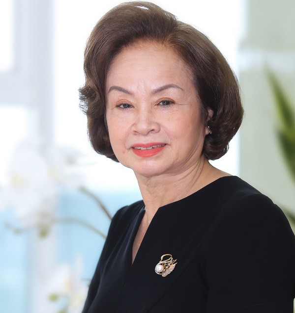 Rụng tóc, hói đầu: do thiếu dinh dưỡng trực tiếp cho tế bào mầm tóc - ảnh 1