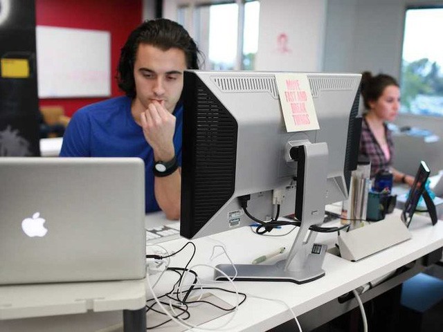 Facebook: Nội bộ lục đục, nhân viên nghi ngờ “bộ sậu” quyền lực - ảnh 1
