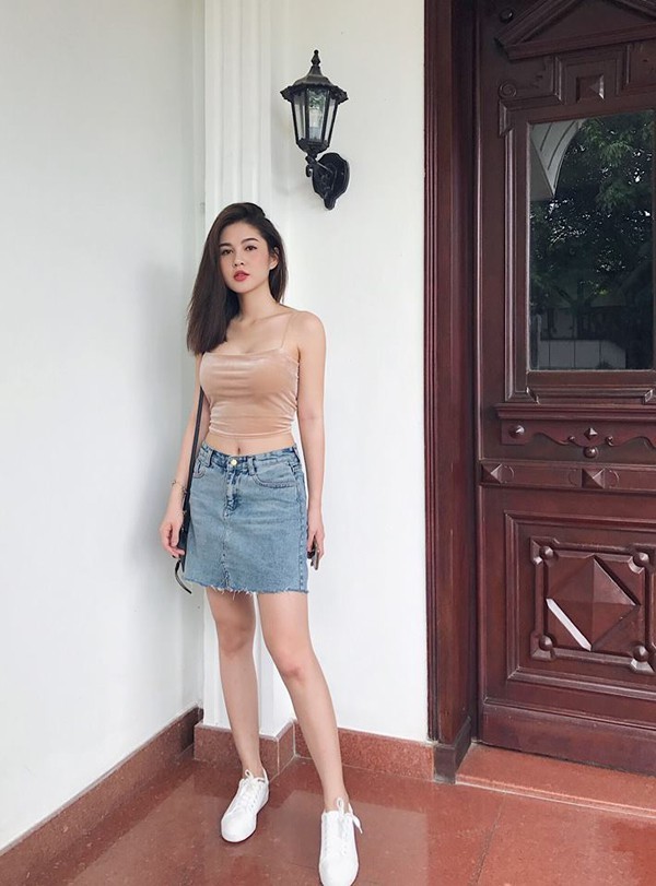 Diễn viên xinh đẹp 'Người phán xử' theo chân đội tuyển Việt - ảnh 6