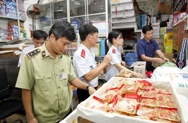 TPHCM thành lập 12 đoàn kiểm tra an toàn thực phẩm dịp Tết Nguyên đán - ảnh 1