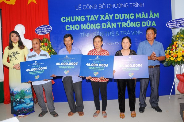 Chung tay xây dựng mái ấm cho nông dân trồng dừa - ảnh 3