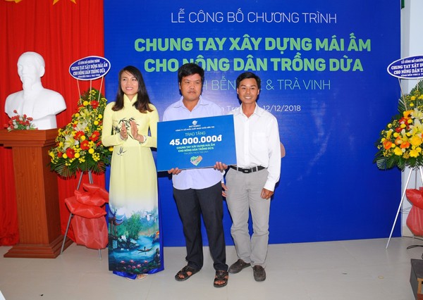 Chung tay xây dựng mái ấm cho nông dân trồng dừa - ảnh 4