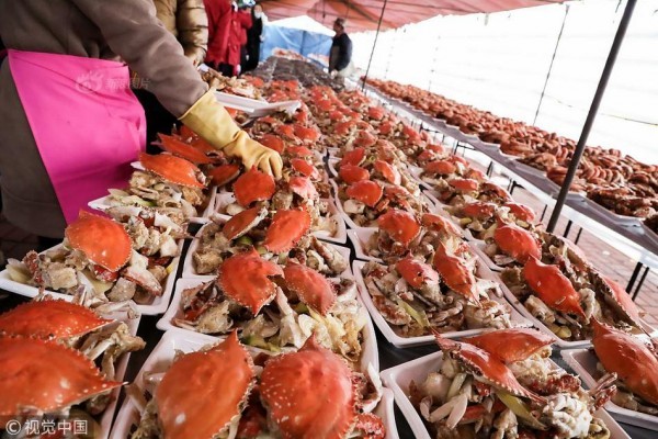 Tiệc cưới 1.500 khách ở quê 'chơi trội' toàn bào ngư, cá hồi - ảnh 5