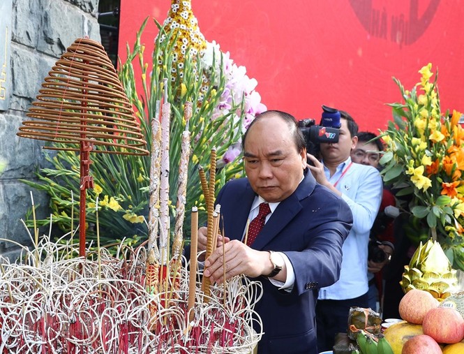Thủ tướng dự Lễ hội 230 năm chiến thắng Ngọc Hồi - Đống Đa - ảnh 6