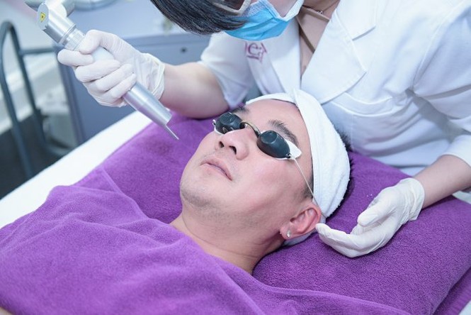 THEA CLINIC tặng 1 chỉ vàng SJC 9999 cho khách dịp Valentine - ảnh 1