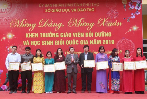 Sở GDĐT tỉnh Phú Thọ tổ chức chương trình 'Mừng Đảng mừng Xuân' - ảnh 2