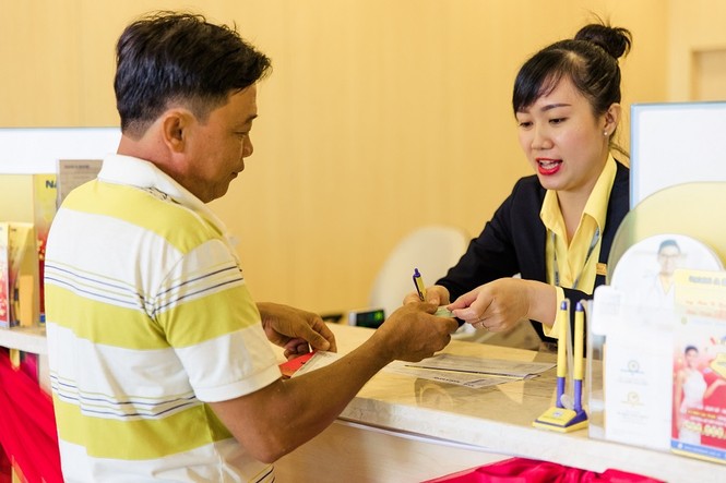 Tưng bừng khai trương Nam A Bank Ba Tri và Nam A Bank Tân Châu - ảnh 2