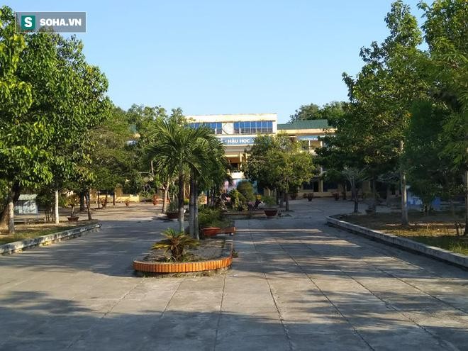 Cô giáo vào nhà nghỉ với học sinh lớp 10: Phủ nhận quan hệ trên mức tình cảm - ảnh 1