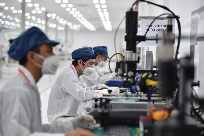 Khi doanh nghiệp ‘xắn tay’ vào đào tạo thạc sĩ, tiến sĩ - ảnh 1