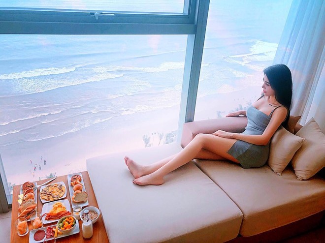 Tiểu thư nhà giàu Claret Giang Lê khoe hạnh phúc bên bạn trai hot boy - ảnh 1