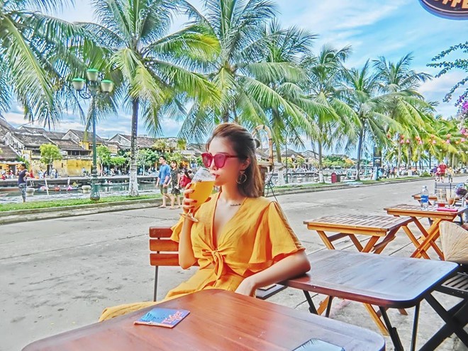 Tiểu thư nhà giàu Claret Giang Lê khoe hạnh phúc bên bạn trai hot boy - ảnh 8
