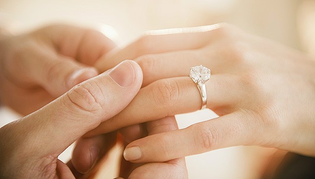 Sự khác biệt giữa nhẫn cưới thiết kế và đại trà - ảnh 2