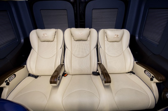 SKYBUS Solati Bold tạo lập xu hướng mới cho thị trường limousine VN - ảnh 5