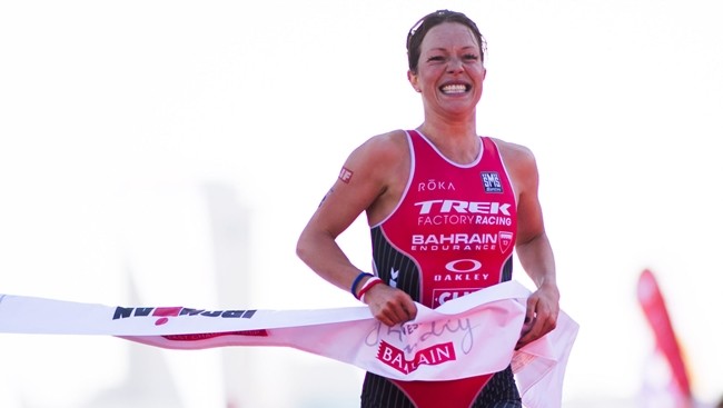 Nữ vận động viên xứ Wales và cái duyên với IRONMAN 70.3 - ảnh 1