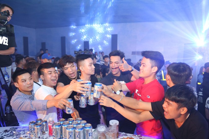 Trải nghiệm bão băng cực lạnh cùng giới trẻ miền Trung - ảnh 7