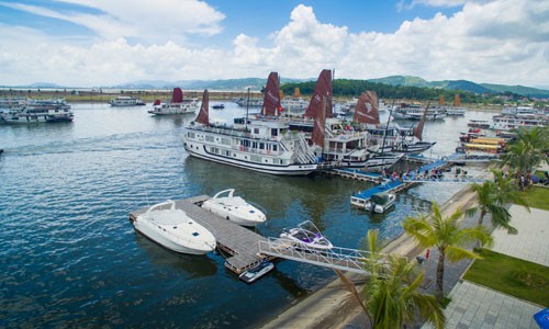 'Ông lớn' bắt tay xây tổ hợp nghỉ dưỡng gần 5.000 tỷ tại Tuần Châu - ảnh 1