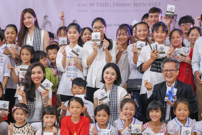 Hành trình Từ Trái Tim:Trao gửi khát vọng lớn đến thanh niên vùng biển đảo - ảnh 2