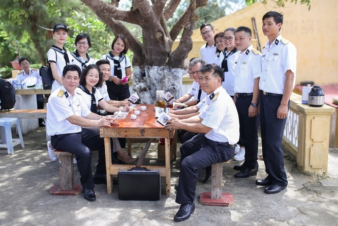 Hành trình Từ Trái Tim:Trao gửi khát vọng lớn đến thanh niên vùng biển đảo - ảnh 13