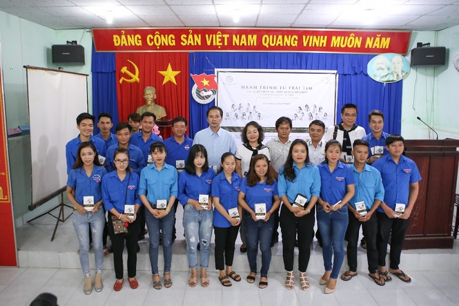 Ý nghĩa sách quý nơi xã đảo Hòn Sơn xa xôi - ảnh 1