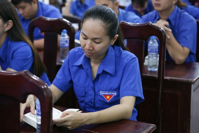 Ý nghĩa sách quý nơi xã đảo Hòn Sơn xa xôi - ảnh 3