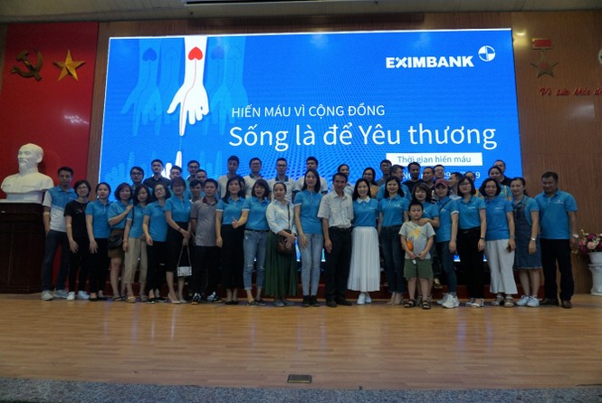 Eximbank tổ chức ngày hội hiến máu vì cộng đồng 2019 - ảnh 2