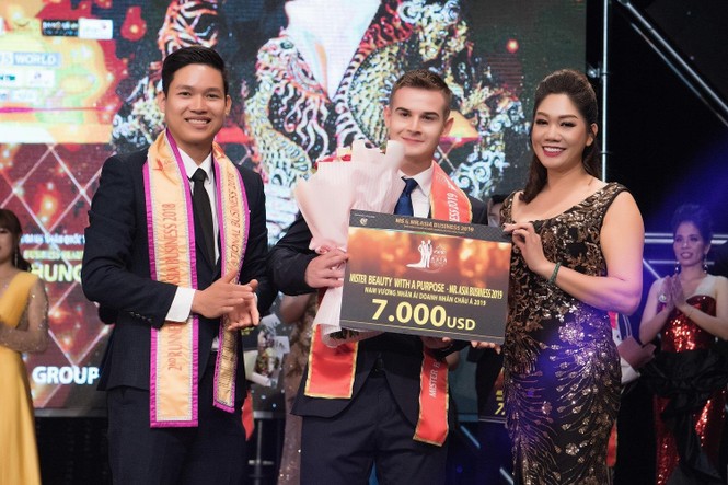 Eduard Ivanov: Gương mặt ấn tượng đăng quang nam vương doanh nhân Châu Á 2019 - ảnh 2