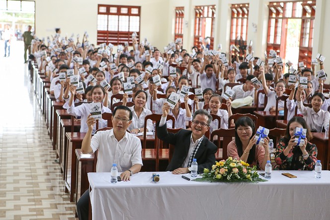 Trao gửi ánh sáng tri thức giúp bạn trẻ thành công - ảnh 5