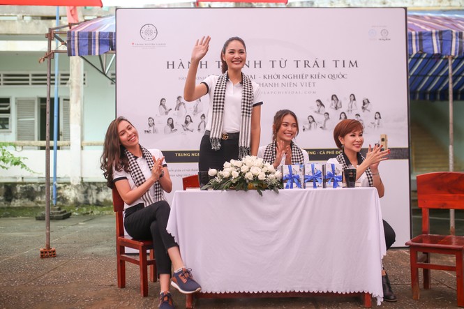 “Hành trình từ Trái tim” mang tri thức đến vùng sâu Cà Mau - ảnh 7