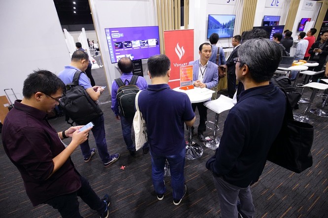 Vinsmart ra mắt tivi thông minh chạy hệ điều hành Android TV của Google - ảnh 3