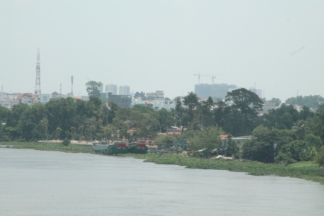 Bình Dương: Loạt nhà hàng, “biệt thự” lấn sông, cán bộ né trách nhiệm - ảnh 7