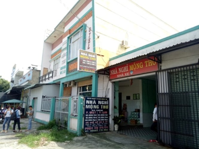 Nam thanh niên chết lõa thể trong nhà nghỉ - ảnh 1