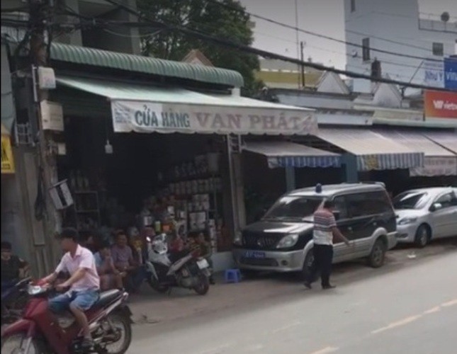 Trộm mang ‘túi ba gang’ đột nhập tiệm vàng lúc rạng sáng - ảnh 3