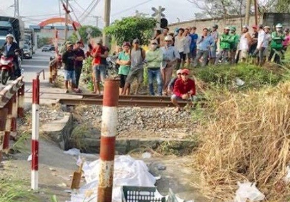 Băng qua đường ray xe lửa, người đàn ông bị tàu tông tử vong - ảnh 1